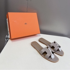 Hermes Slippers